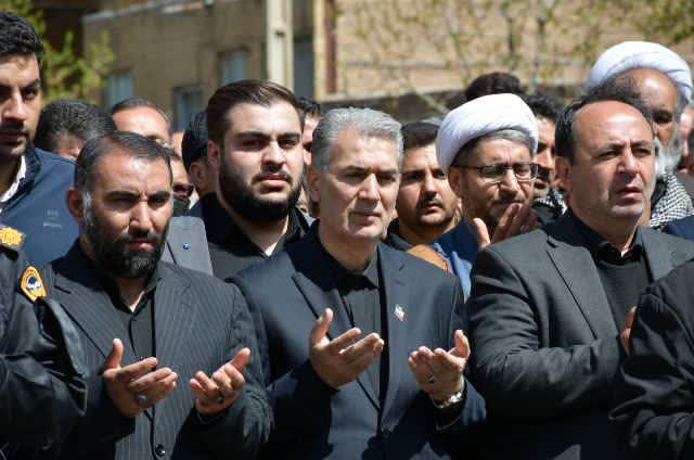 🔊 حضور فرماندار شهرستان سلماس در مراسم تشییع باشکوه پیکر شهید سردار سرتیپ مکرم عظیمی