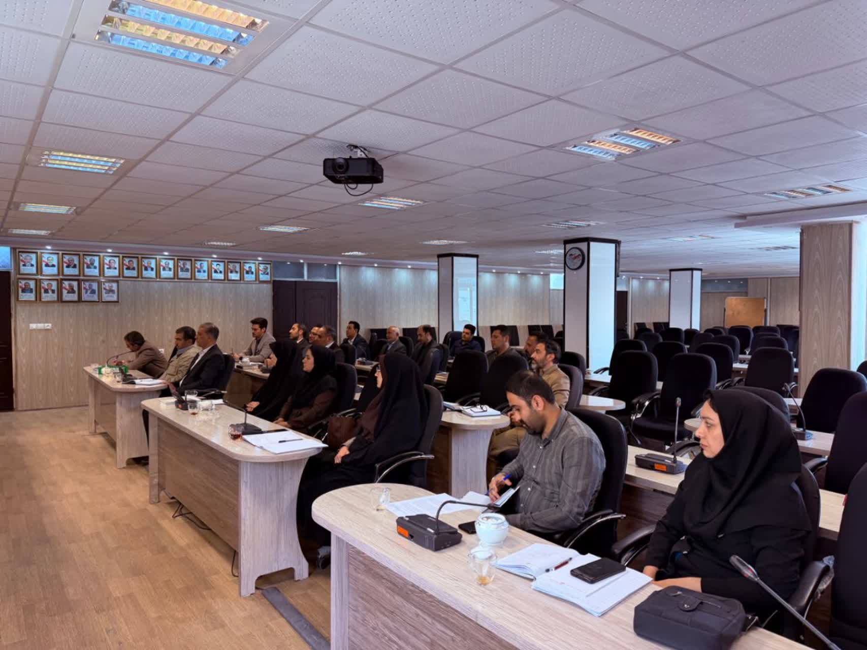 جلسه ستاد بازآفرینی شهری شهرستان سلماس به ریاست دکتر علائی فرماندار این شهرستان و با حضور مهندس قنبری شهردار سلماس برگزار شد.