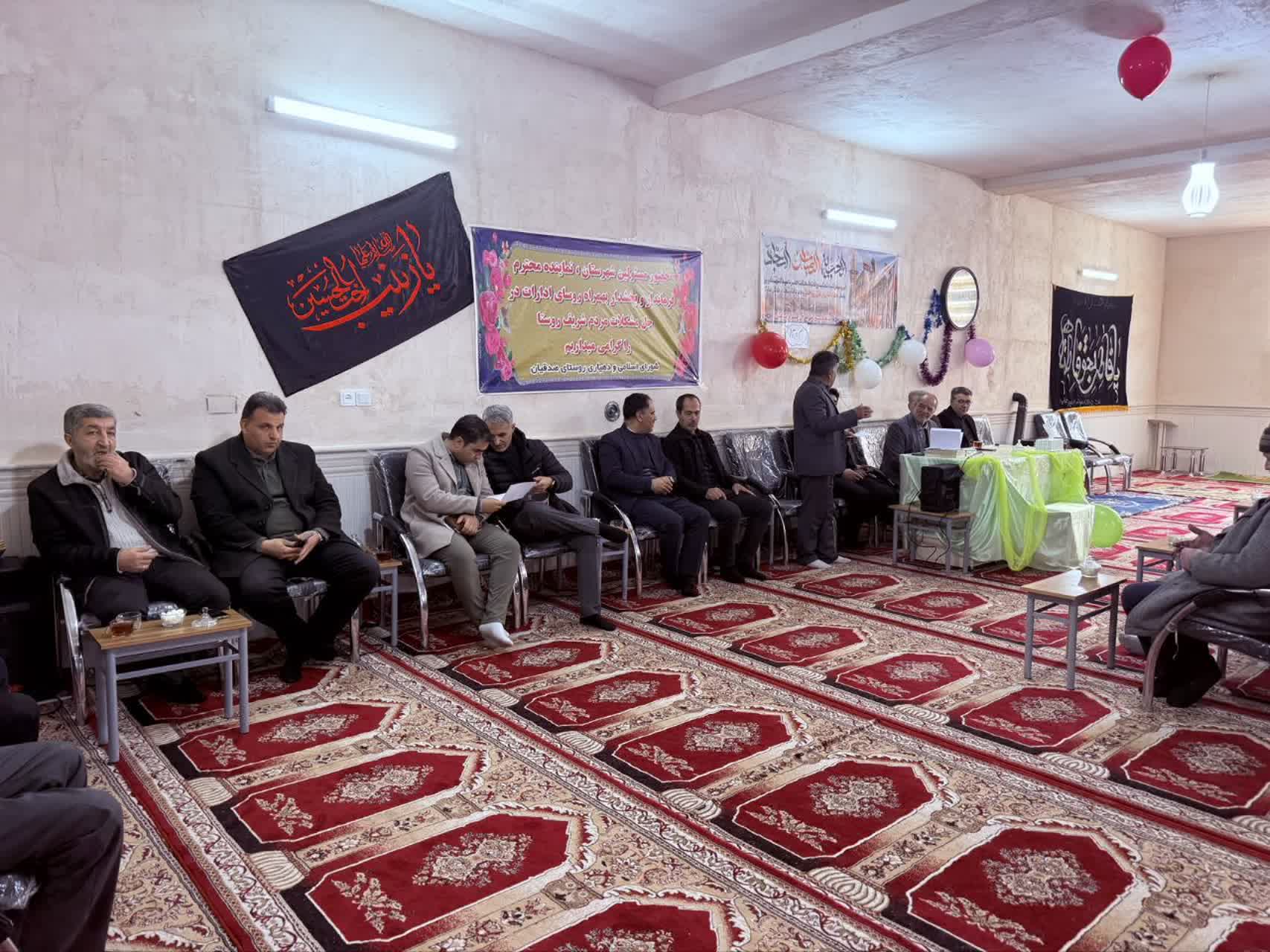 ✅️ نهضت خدمت‌رسانی در قلب بخش مرکزی؛ برپایی میز خدمت جهادی با حضور نماینده و فرماندار در 5 روستا