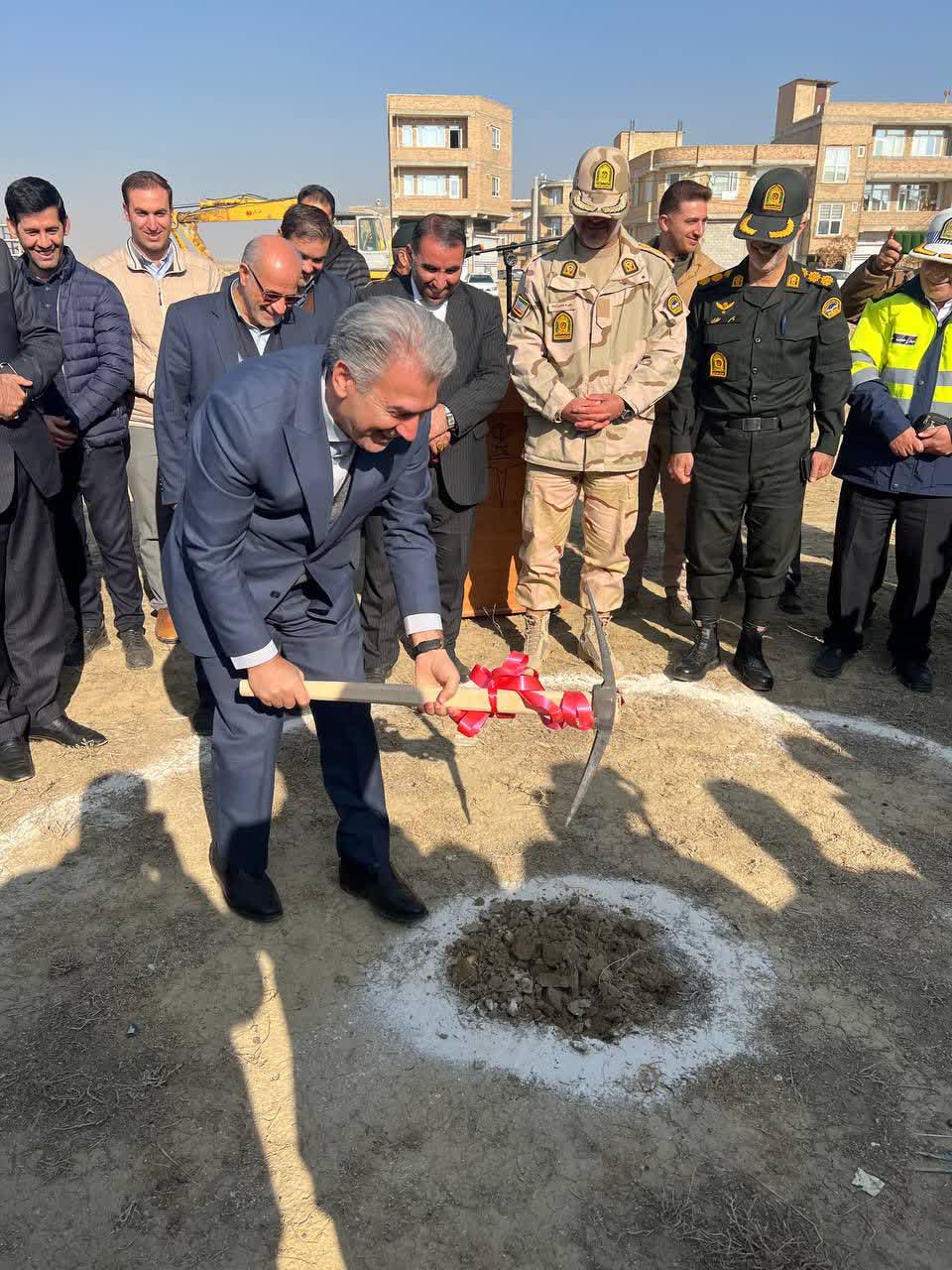 آیین کلنگ‌زنی ساختمان جدید دادسرای عمومی و انقلاب سلماس برگزار شد