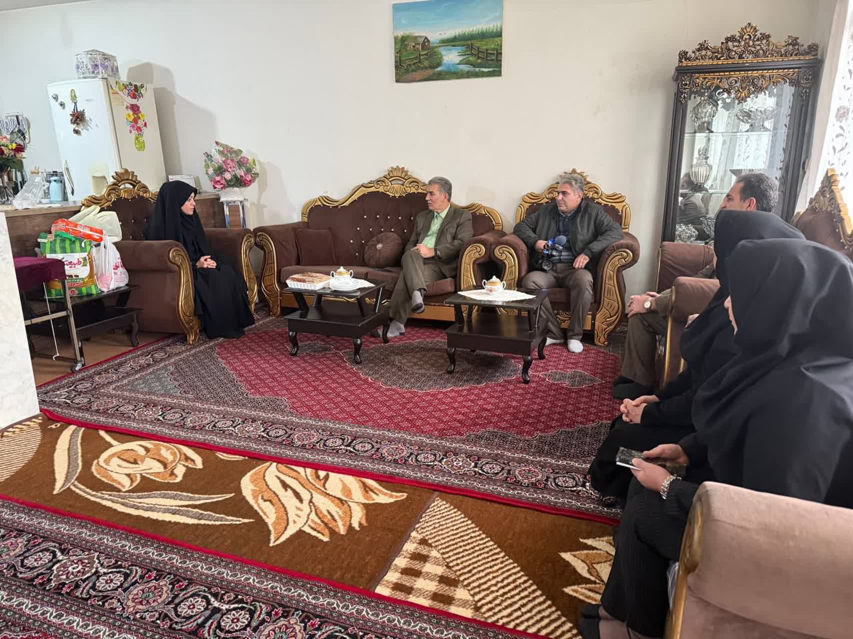 🔰دیدار فرماندار سلماس از خانواده‌های دارای دو فرزند معلول در هفته گرامیداشت معلولیت