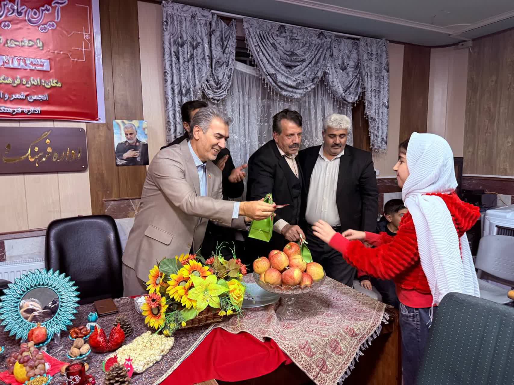 برگزاری آیین نمادین چیلله گجه سی با حضور شعرا و عاشیق‌ها در سلماس