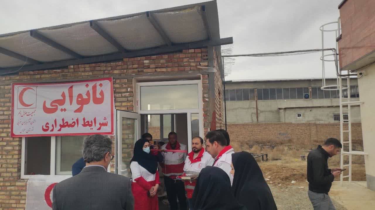 🔹افتتاح نانوایی سه گانه سوز شرایط اضطراری جمعیت هلال احمر در دهه فجر