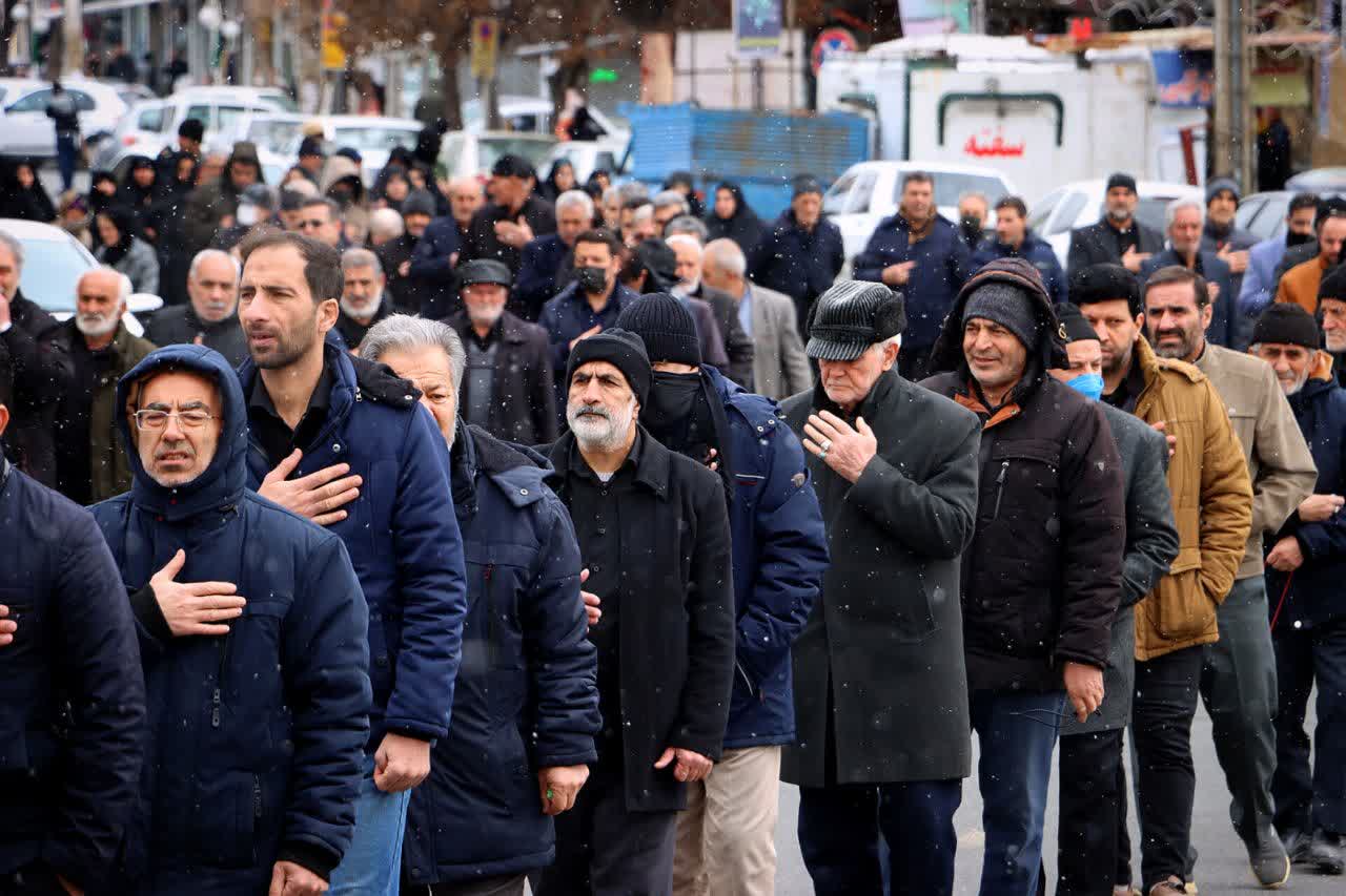 حضور دکتر علائی فرماندار شهرستان سلماس در دسته عزاداری بمناسبت شهادت امام علی علیه السلام