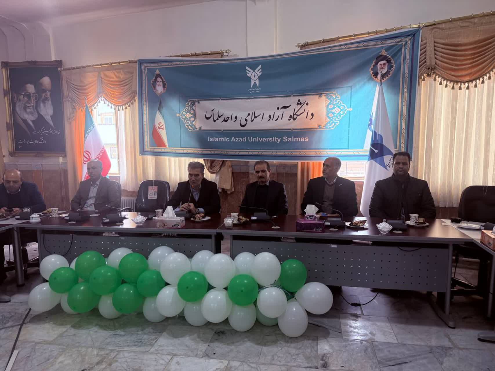 آیین تجلیل از پژوهشگران برتر دانشگاه آزاد اسلامی واحد سلماس برگزار شد