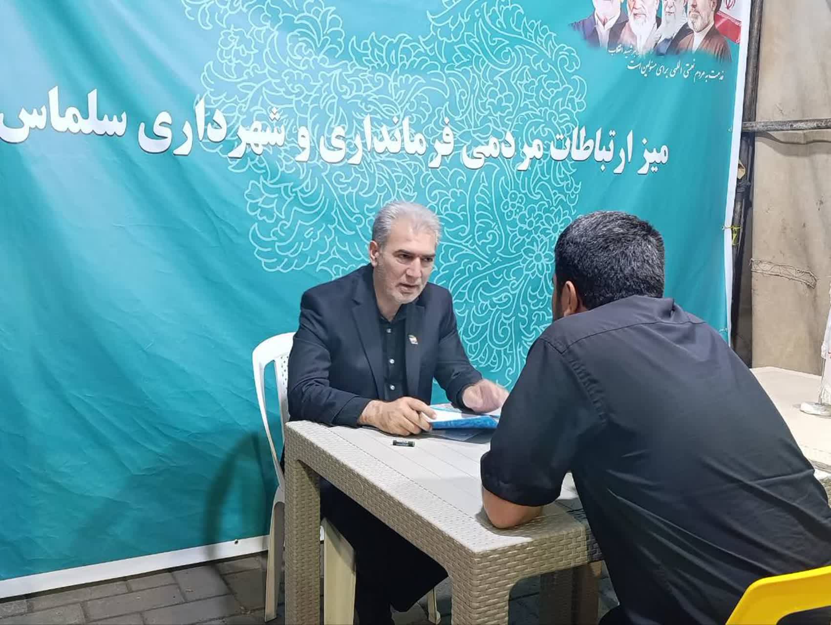 گزارش تصویری | صد و سیزدهمین شب مقاومت و ایستادگی مردم ایران 🔹 پنجاه و هشتمین روز برپایی میز ارتباطات مردمی دولت وفاق ملی با حضور علی علائی فرماندار شهرستان سلماس در خیابان امام (ره) برگزار شد.
